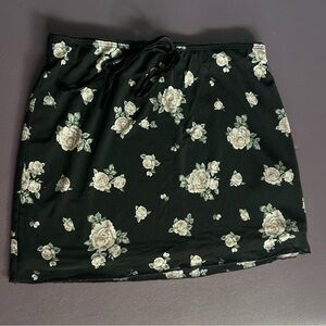 Forever 21 Floral Mesh Print Mini Skirt new